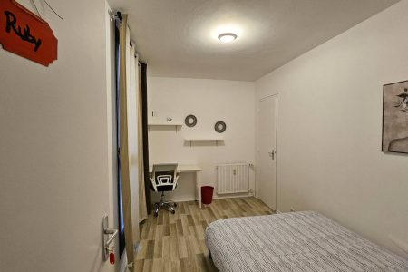 Ruby room – Chambre au pied du lac et du métro
