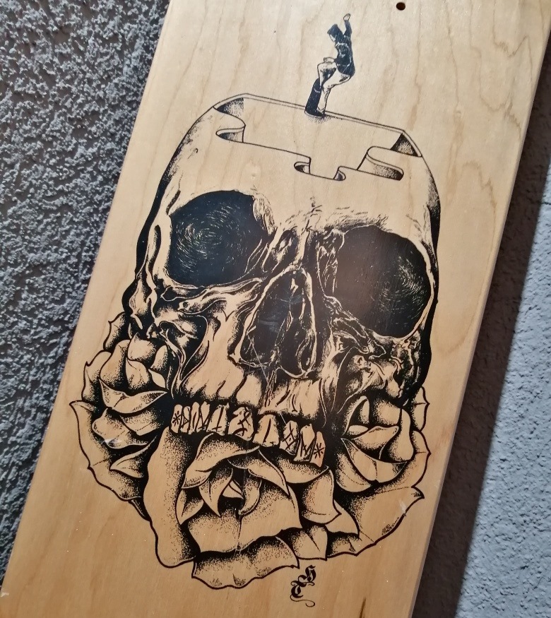 Division Skateshop Bar