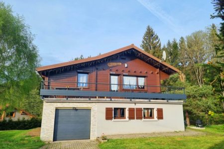 Chalet les Jales 15 min des pistes avec Jacuzzi !