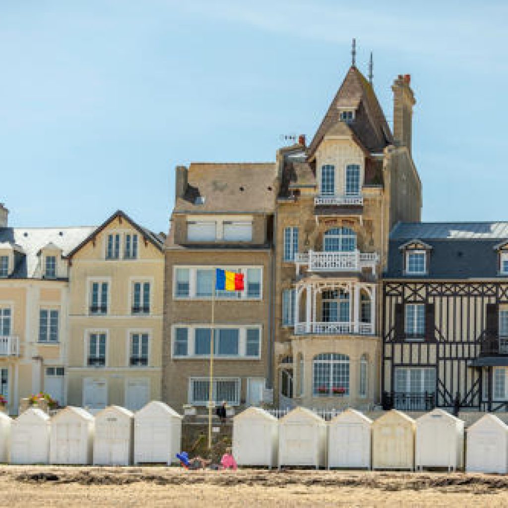 Les villas sur la digue